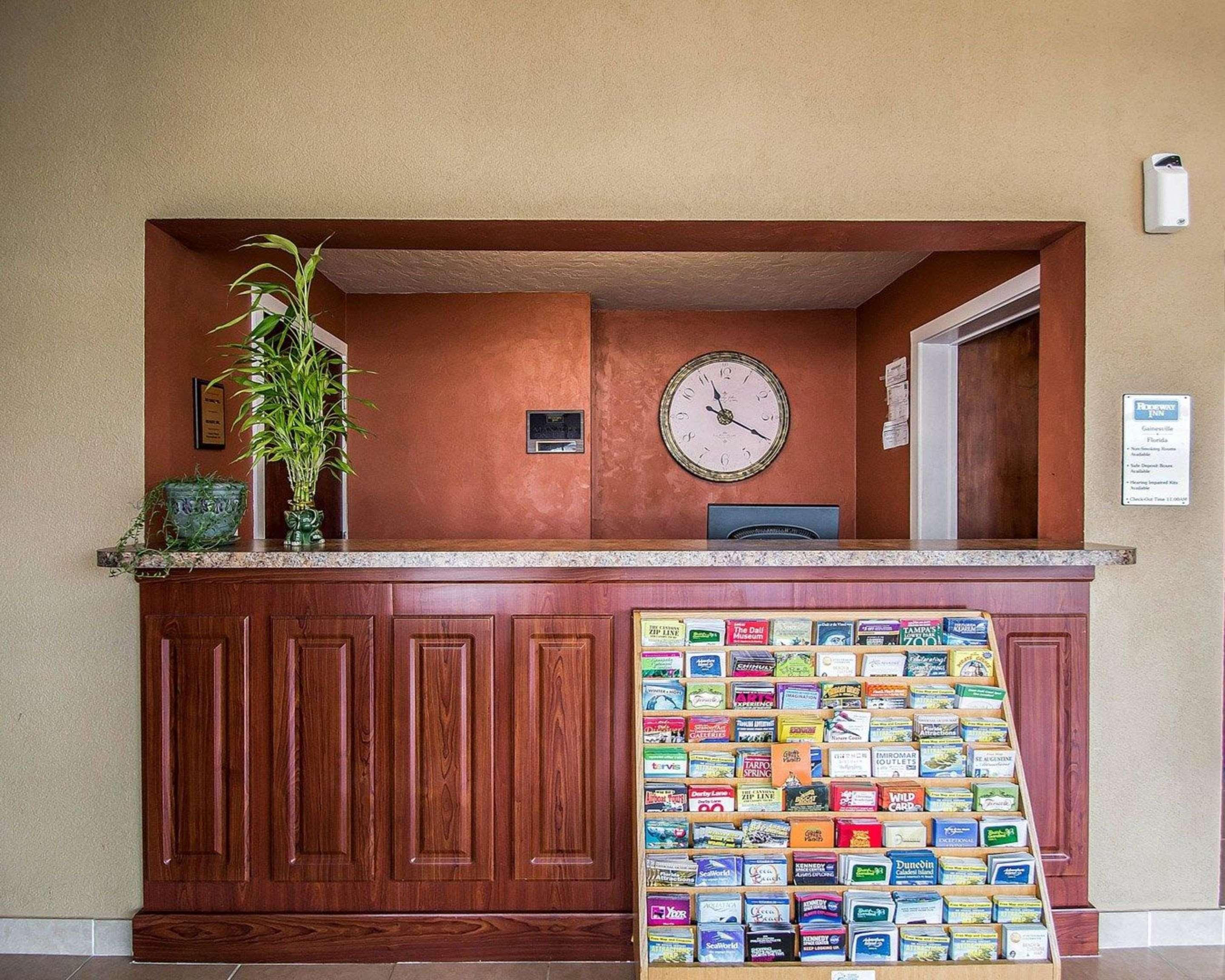 Rodeway Inn Gainesville - University Area Eksteriør billede